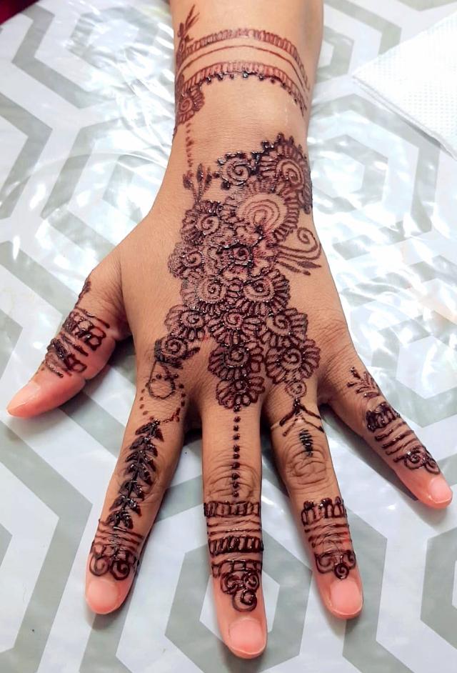 Henna Designs by Henna Artists