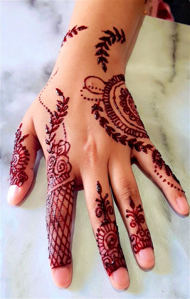 Henna Designs by Henna Artists